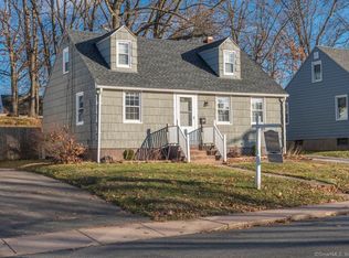 97 Lenox St, Manchester, CT 06040