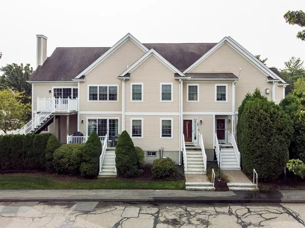 303 Hampton Way, Abington, MA 02351