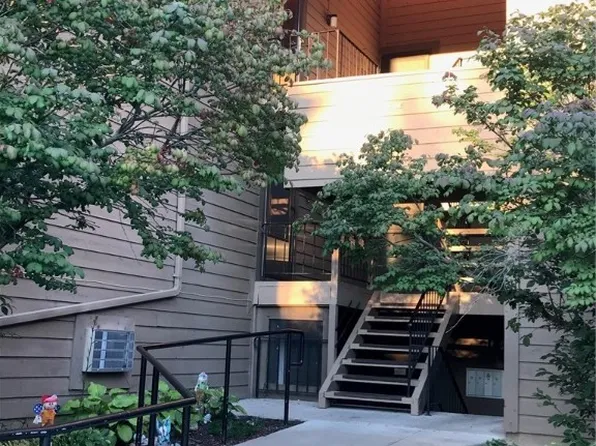 311 Watertree Dr, East Syracuse, NY 13057