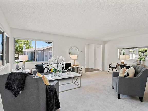 4th image of 1216-1218 Roosevelt Ave