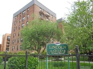 14450 38th Ave APT D5, Flushing, NY 11354