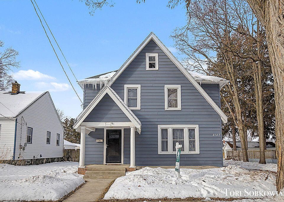 1st image of 2137 Eastern Ave NE