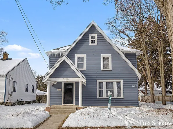 2137 Eastern Ave NE, Grand Rapids, MI 49505