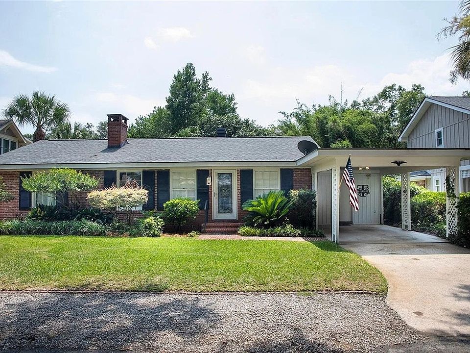 1st image of 620 Demere Way