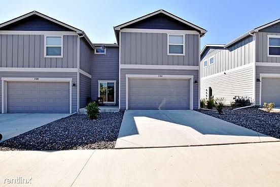 Garage at rear