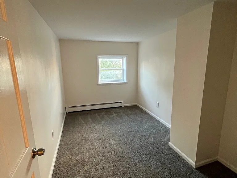 200 N Pearl St #2 — Photo 13