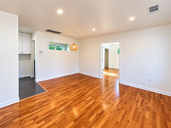 3rd image of 1069 Henry St