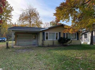 8273 Long Lake Rd, Hale, MI 48739