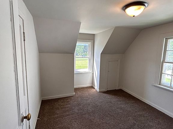 5th image of 1419 Baxter St