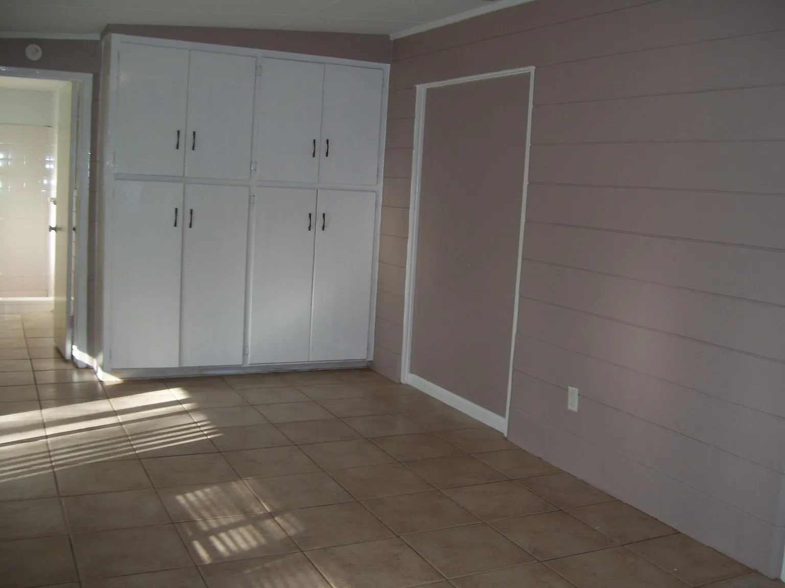 3 bed, 1795 sqft, $1,400 — Photo 4