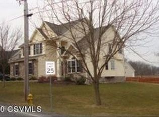 1445 Smoketown Rd, Lewisburg, PA 17837