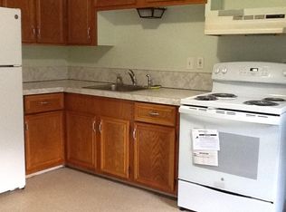 59 Mechanic St APT 3, Hope Valley, RI 02832