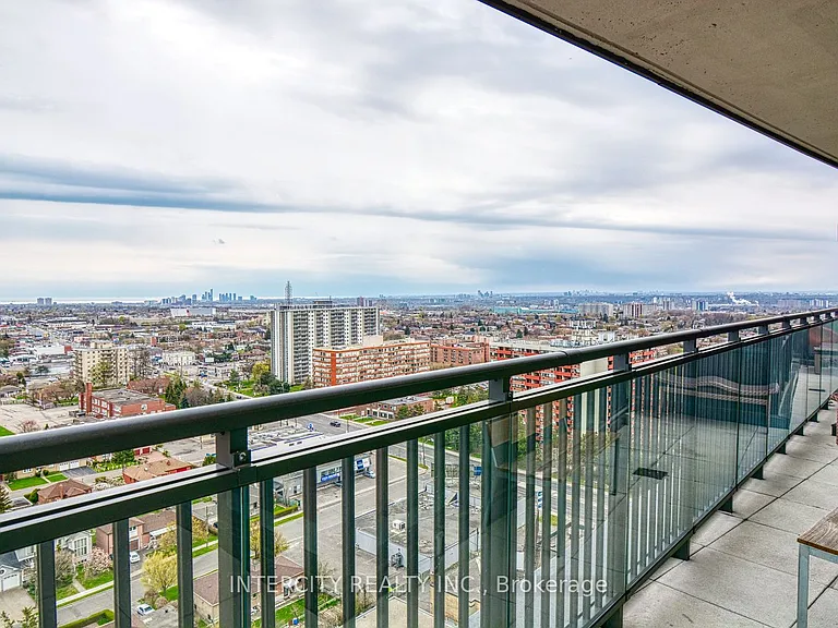 800 Lawrence Ave W #2014 — Photo 22