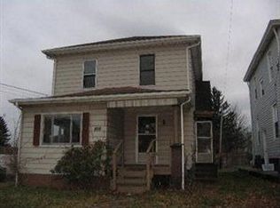 856 Vogan St, New Castle, PA 16101