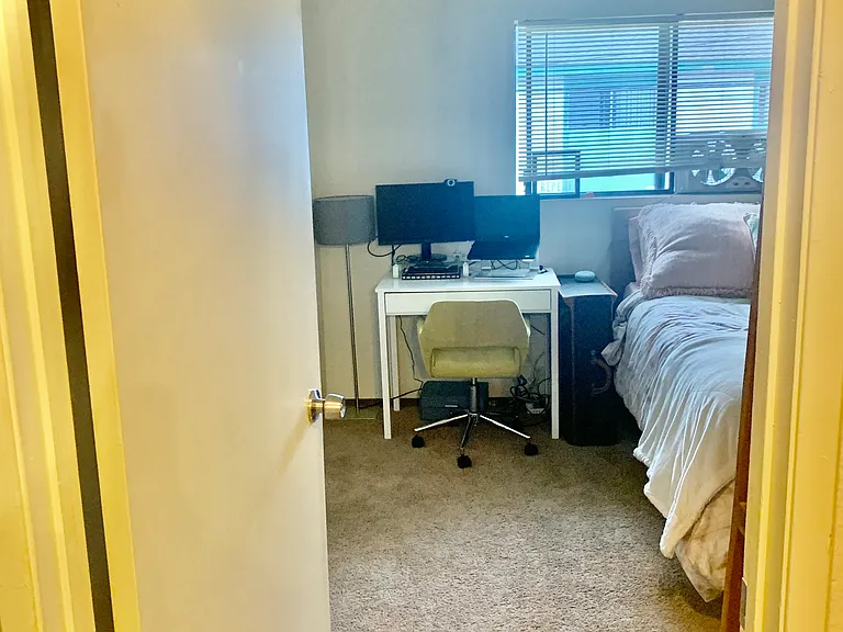 2240 Garnet Ave #8 — Photo 11