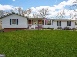 8564 Opal Rd, Warrenton, VA 20186