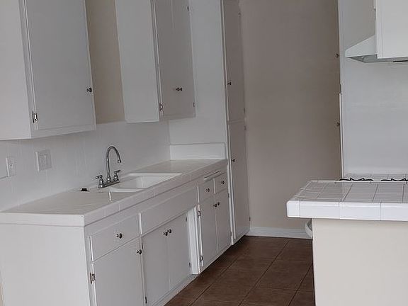 2nd image of 734 W 214th St APT 16
