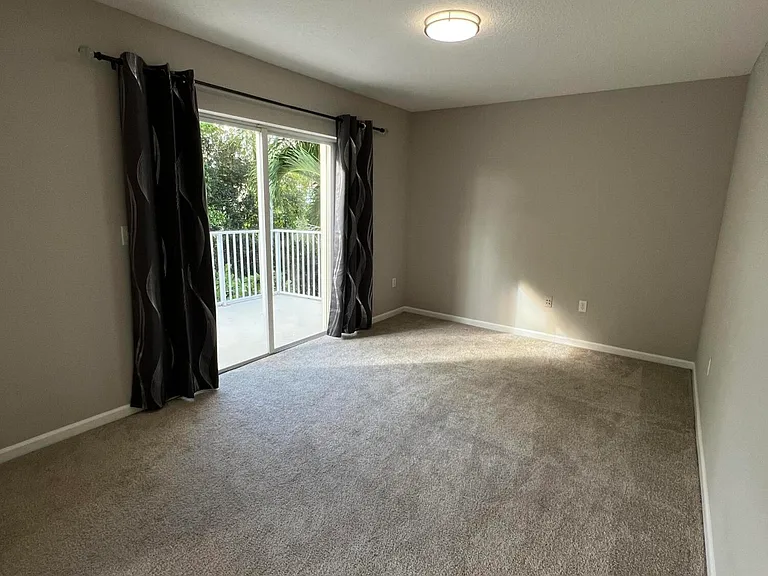 9070 Dupont Pl — Photo 34