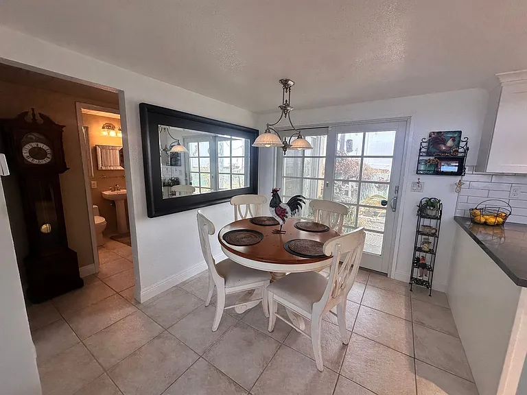 25235 La Cresta Dr — Photo 7