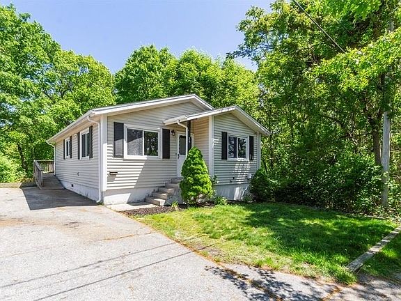 3rd image of 29 Burton St