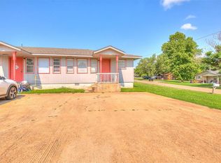 600 S 7th St, Noble, OK 73068