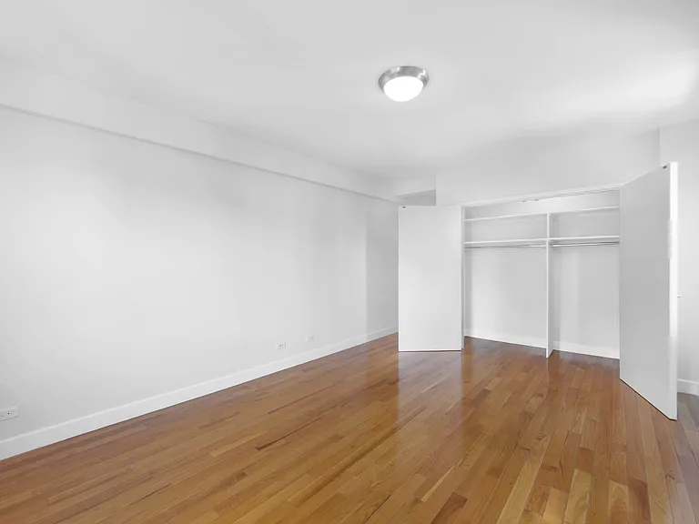 41 Park Ave #15H — Photo 10