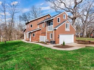 7611 Beverly Way, Spring Grove, IL 60081