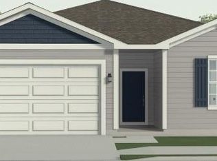 12427 S Aspen Ln, Lees Summit, MO 64086