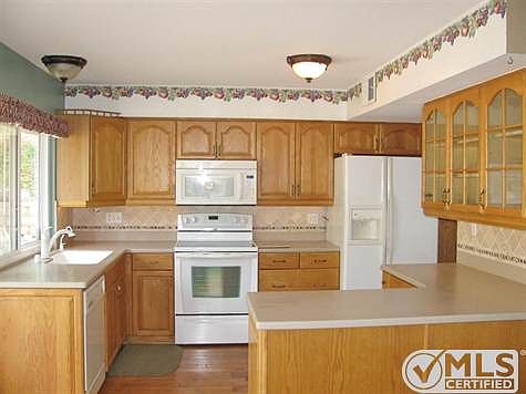 4th image of 10745 Gabacho Dr