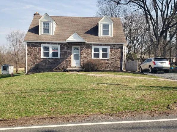 12 N Limerick Rd, Limerick, PA 19468