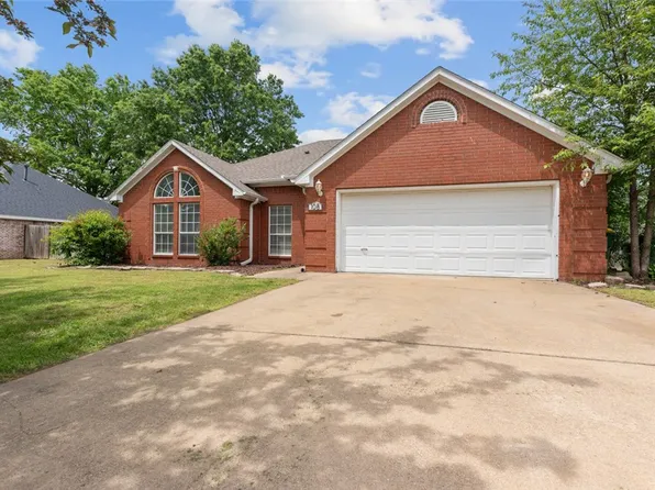 108 Birch St, Centerton, AR 72719