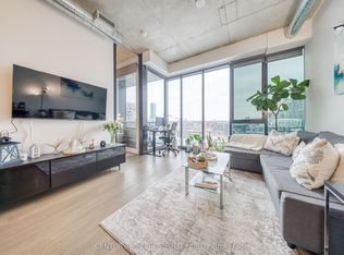 170 Bayview Ave #916, Toronto, ON M5A 0M4