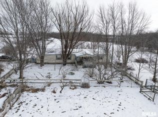 12265 Mindale Rd, La Prairie, IL 62346