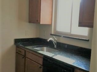 130 Lacrosse St #D4, Pittsburgh, PA 15218