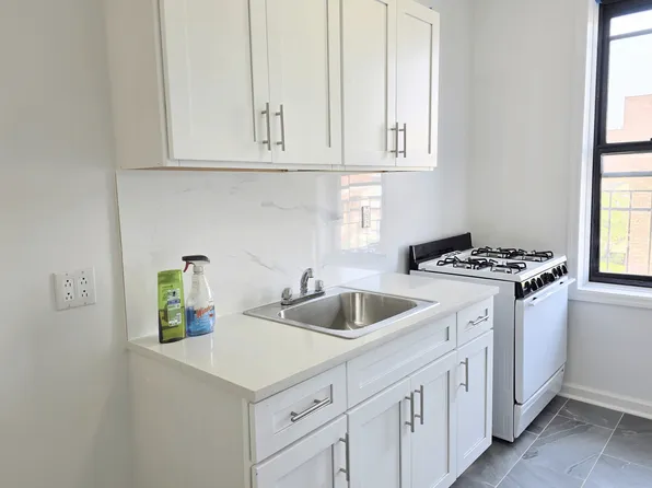 1502 West 6th Street image 4 of 8