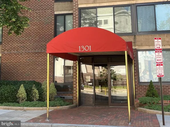 1301 20th St NW APT 405, Washington, DC 20036