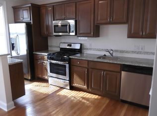 4347 Main St APT 2F, Philadelphia, PA 19127