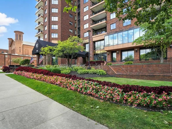 155 W Main St APT 1105, Columbus, OH 43215