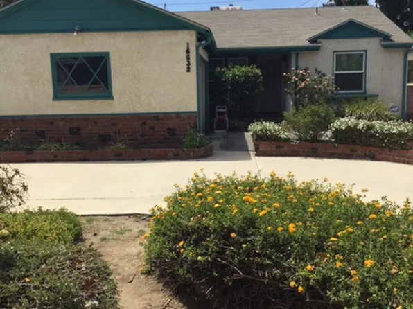 1631 W Avenue K #11, Lancaster, CA 93534
