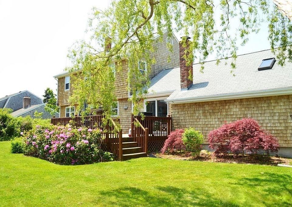 1st image of 7 Ashton Ln