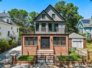 15 Slocum Pl, Brooklyn, NY 11218