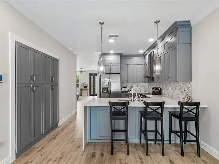 1901 W Cluster Ave — Photo 17