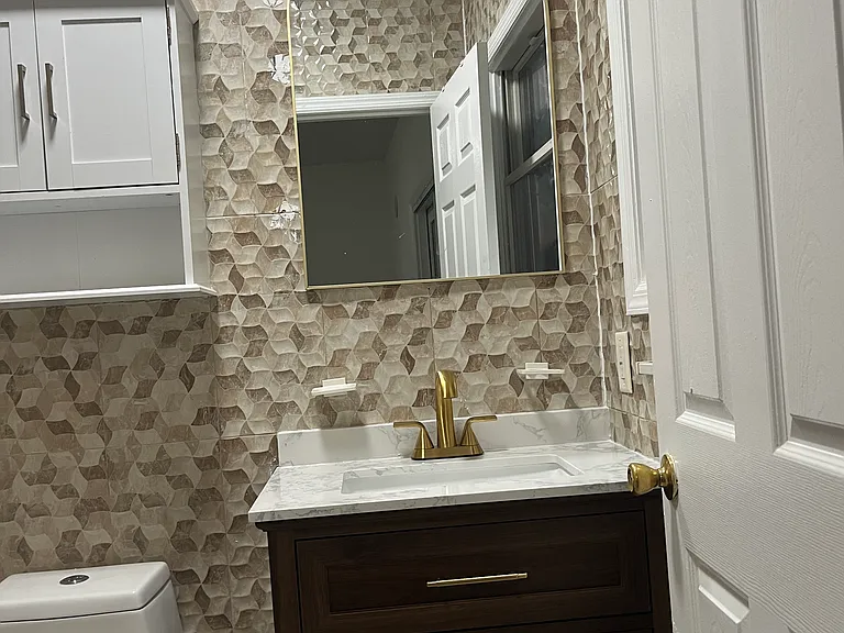 181 Dwight St #2 — Photo 8
