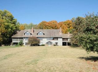 1060 Copeland Rd, Maple Plain, MN 55359