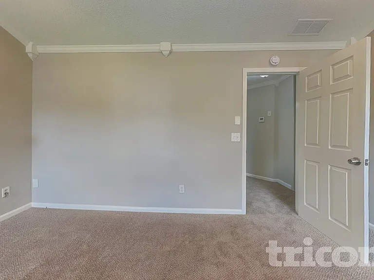 5412 Village Rdg — Photo 7