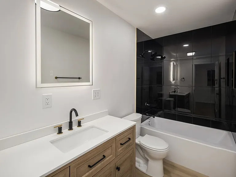 5945 Fauntleroy Way SW #A — Photo 22