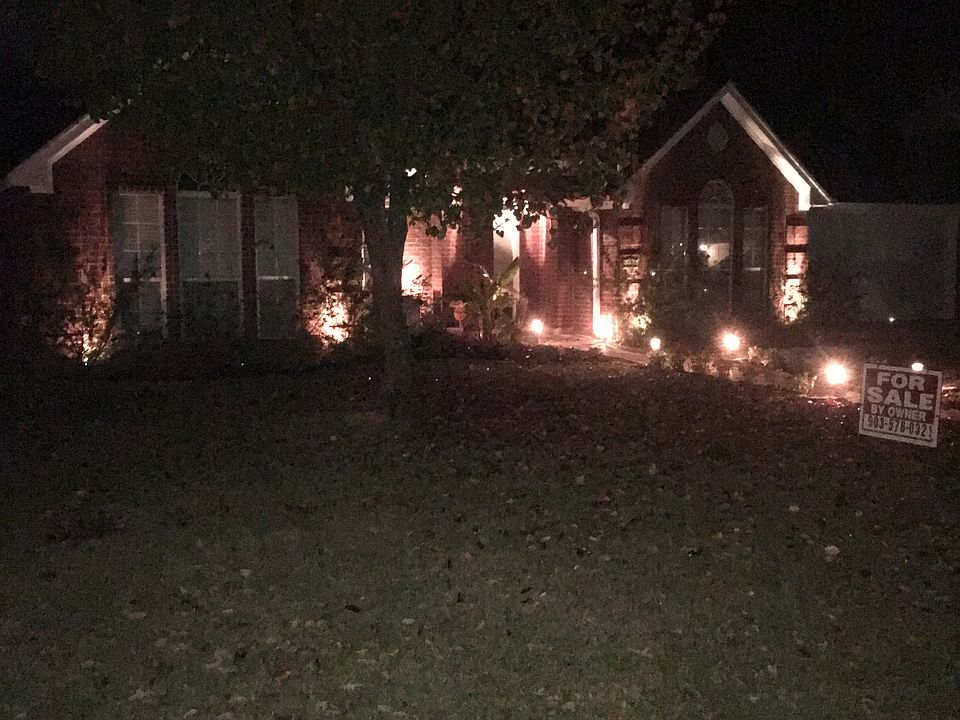 1st image of 3709 Linda Kaye Dr