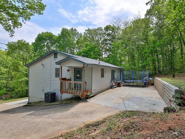 5330 Club Dr, Cumming, GA 30041