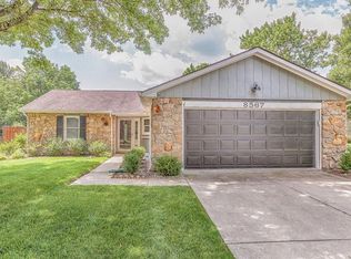 8567 Scarsdale Dr W, Indianapolis, IN 46256