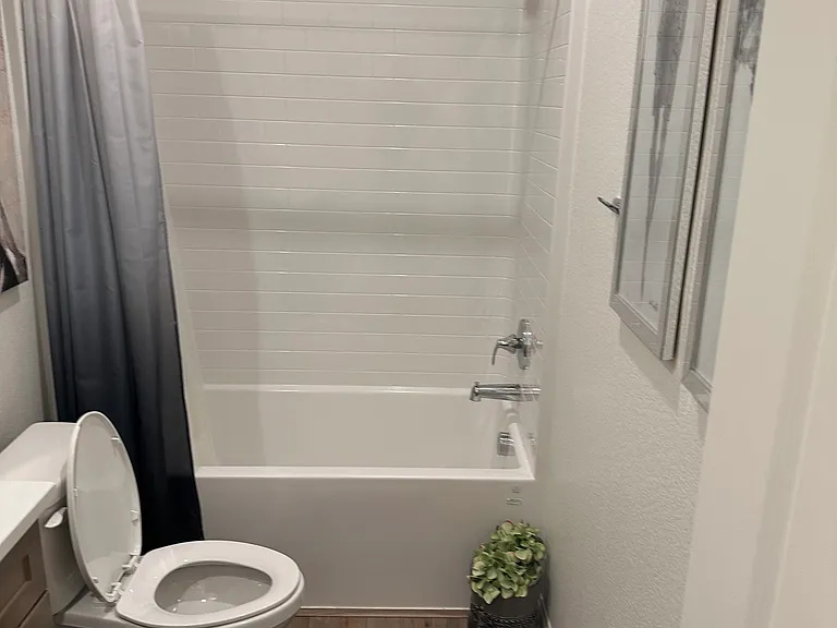 30528 Greenfield Dr — Photo 1